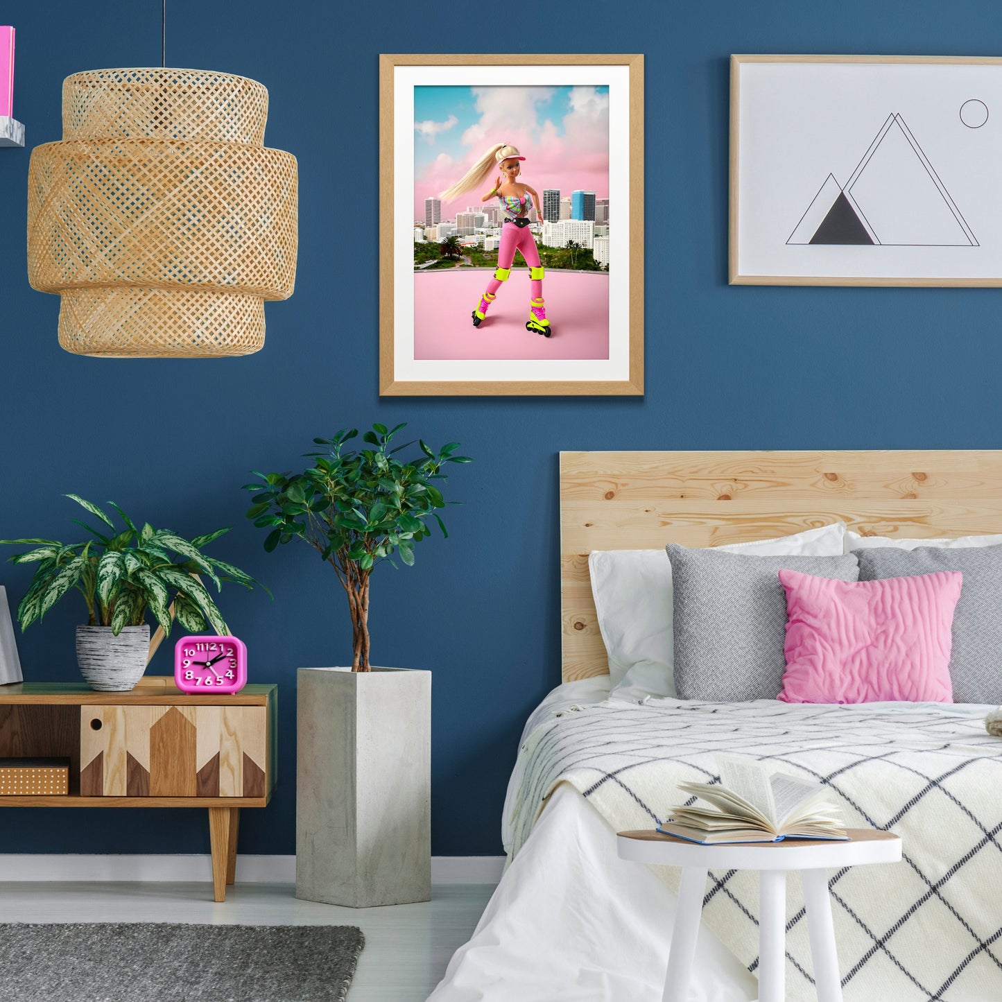 Roller Blading Chic Doll Poster, Sporty Toy Art, Retro Wall Print Digital Download, Girly Interior, Pink Doll Art, Girly Art, Modern gift